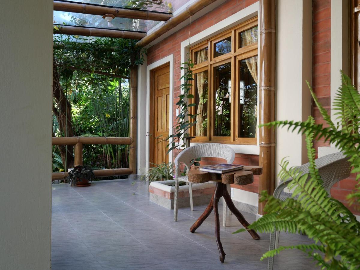 Casa Del Rio En Mindo Bed and Breakfast Εξωτερικό φωτογραφία