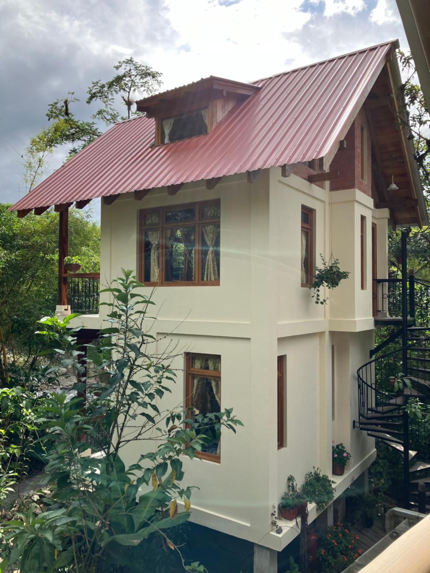 Casa Del Rio En Mindo Bed and Breakfast Εξωτερικό φωτογραφία